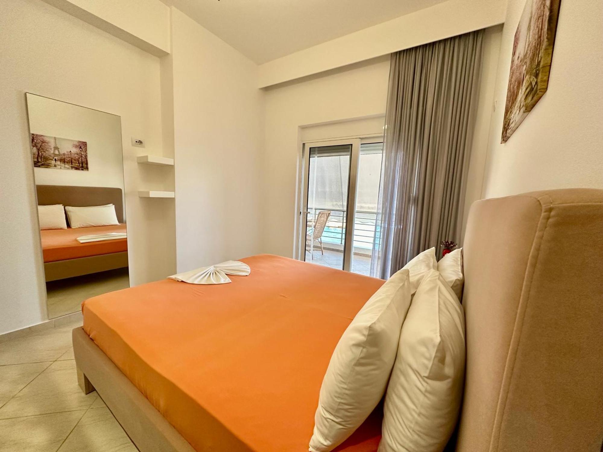 Aqua Apartments Seaview Sarandë Eksteriør billede