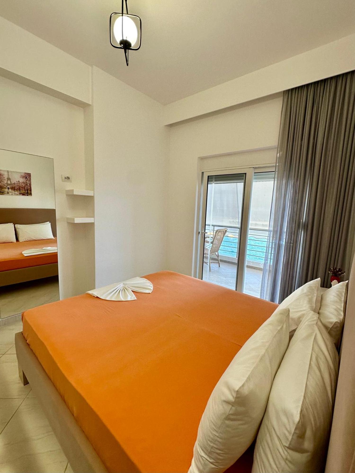 Aqua Apartments Seaview Sarandë Eksteriør billede