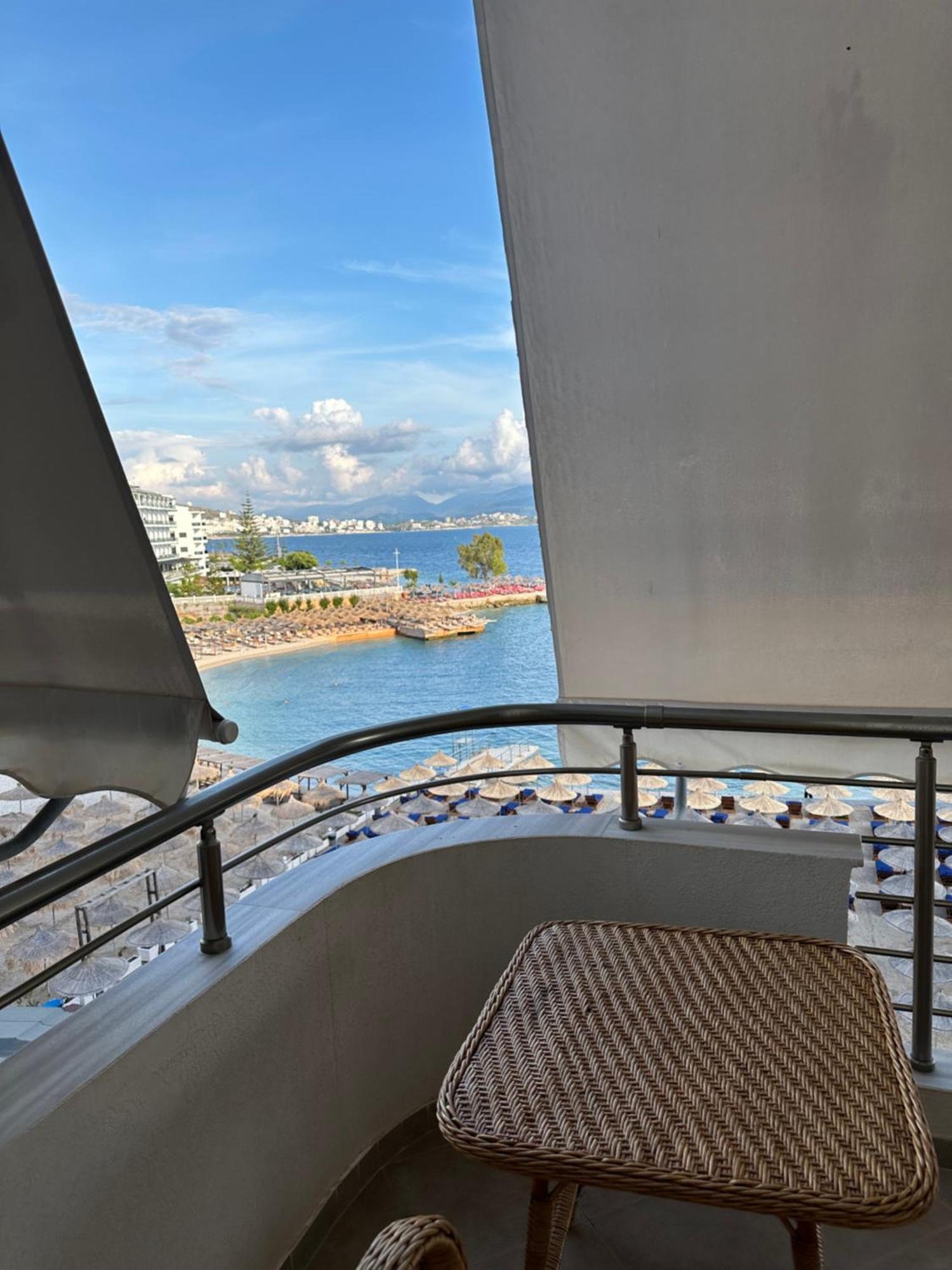 Aqua Apartments Seaview Sarandë Eksteriør billede