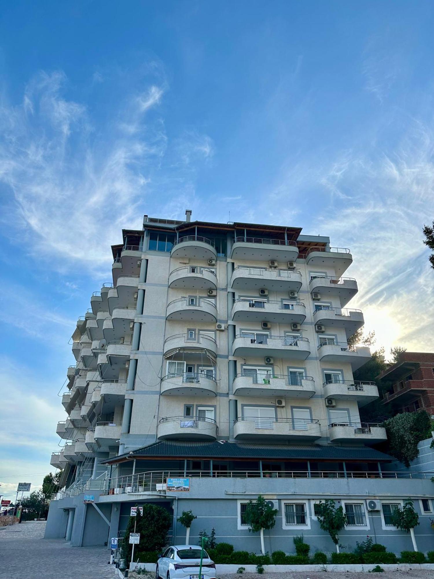 Aqua Apartments Seaview Sarandë Eksteriør billede