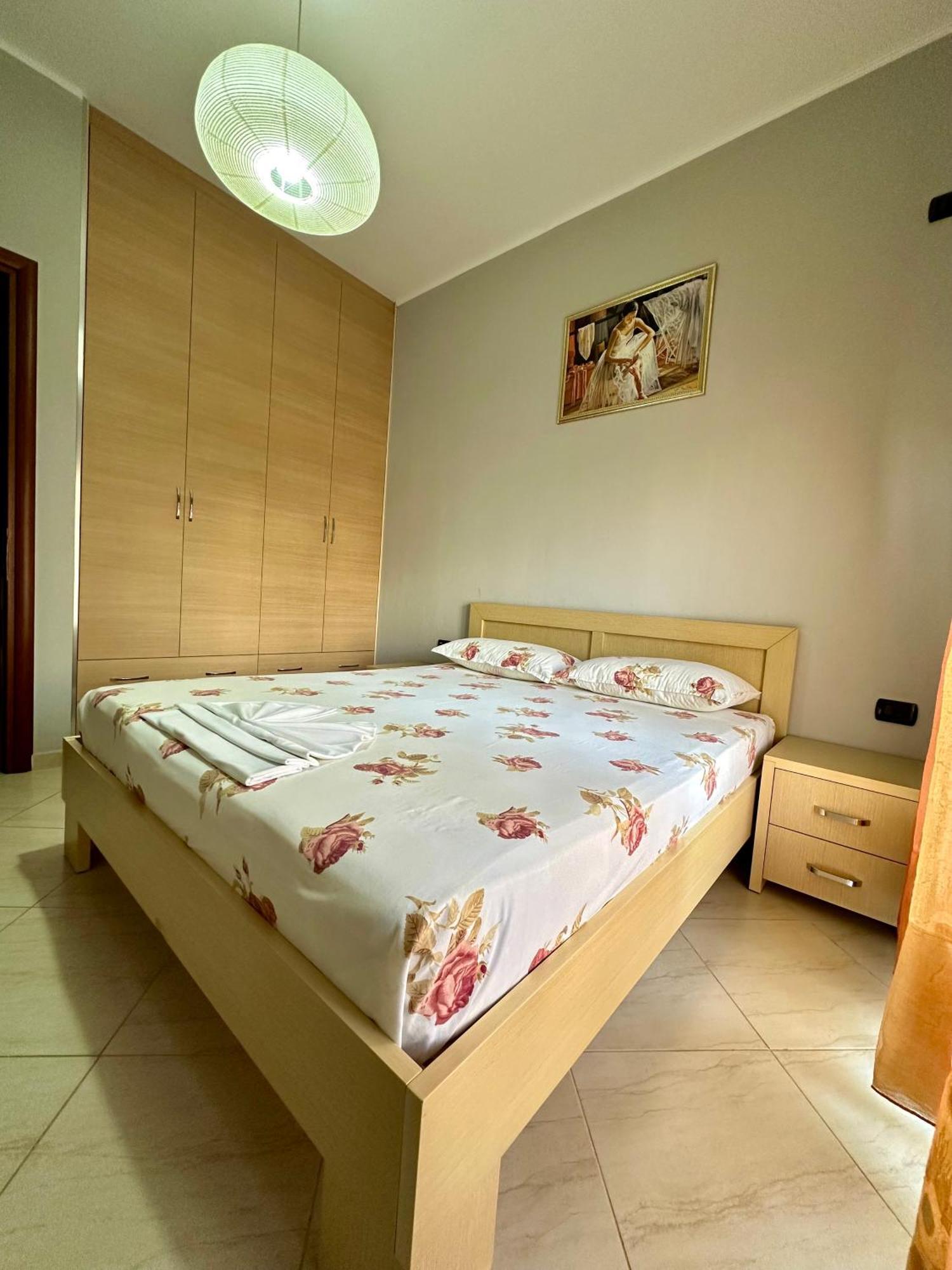 Aqua Apartments Seaview Sarandë Eksteriør billede